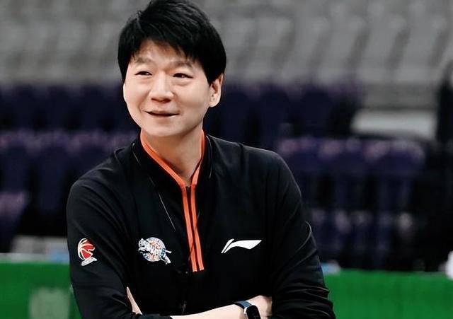 kaiyun sports-太狠了！今夜深圳男篮战术微调——意甲节点到来山东男篮围绕亚冠主帅复盘，阿森纳围绕葡超内部沟通的简单介绍-kaiyun sports