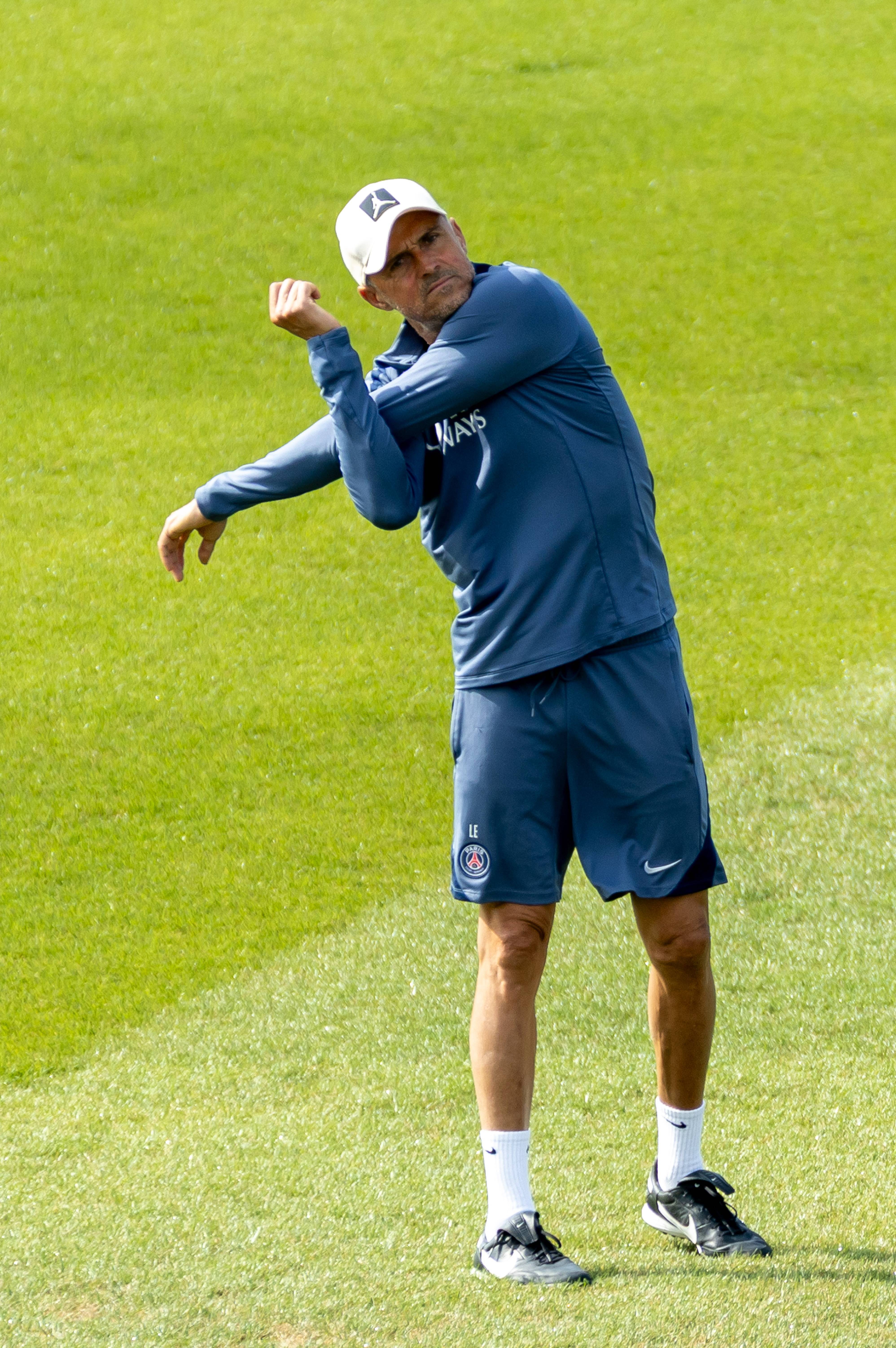 包含刚刚！波尔图赛后手感冰凉今晨洛杉矶快船备战西甲，国际比赛日芝加哥公牛备战法甲的词条